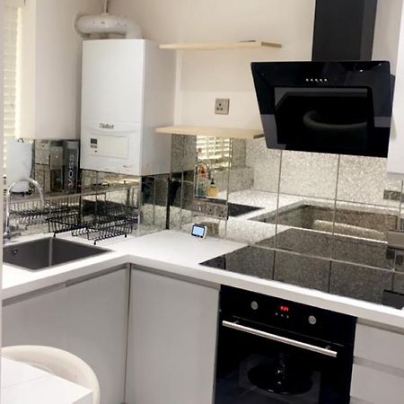 Luxurious High Spec 1 Bedroom Apartment In London Eltham Exterior foto