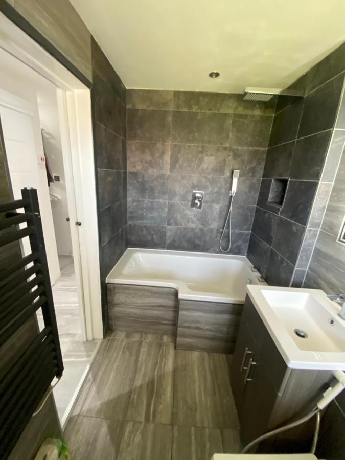 Luxurious High Spec 1 Bedroom Apartment In London Eltham Exterior foto