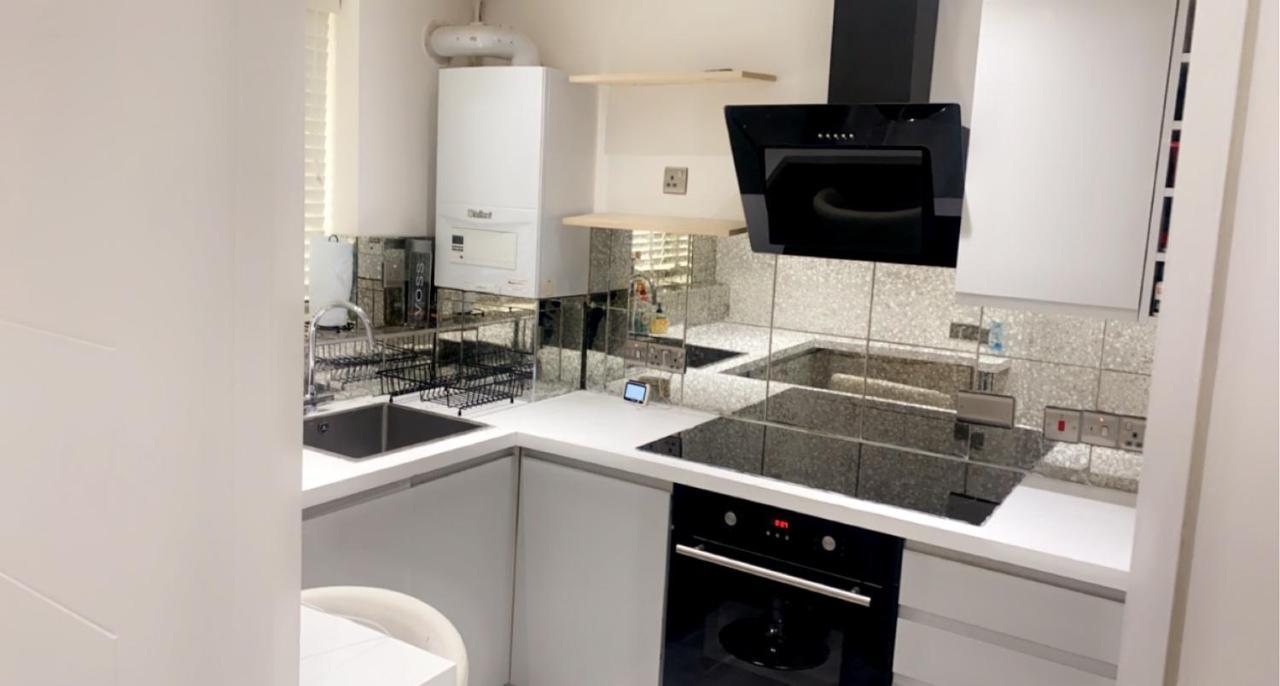 Luxurious High Spec 1 Bedroom Apartment In London Eltham Exterior foto